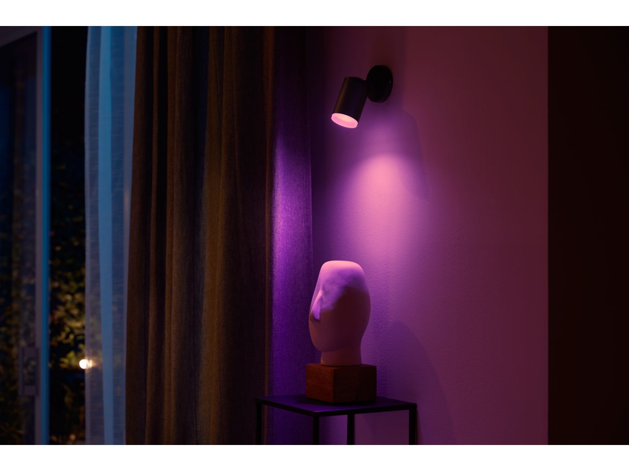 Hue Fugato tek spot lamba - Siyah | Philips Hue TR